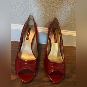 Women size 9 Red Bandolino Heels